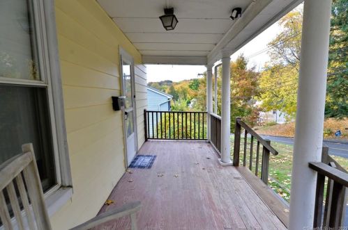 36 Hickok Ave, Bethel, CT 06801-1421