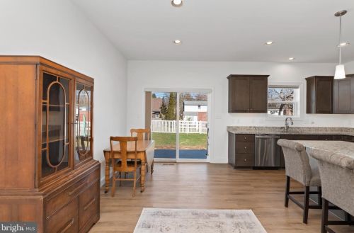 2912 Dickinson Ave, Camp Hill PA  17011-5227 exterior