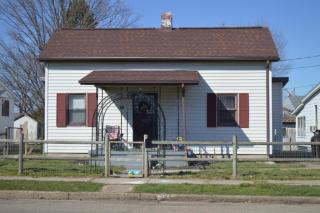 344 Walnut St, Circleville, OH 43113-2226