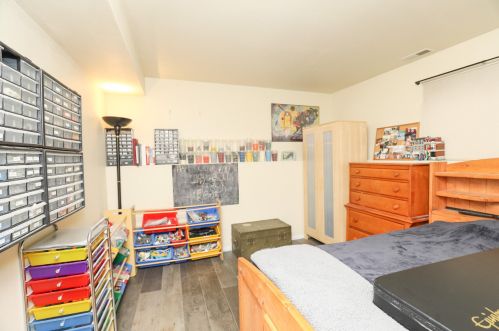 225 87 St, Kenosha WI 53142-2521 exterior