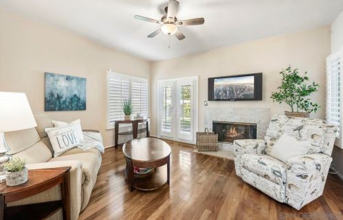 4712 Bryce Cir, Carlsbad CA  92008-4289 exterior