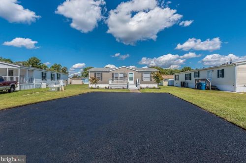 150 Green Meadow Br, Seaford, DE 19973-6227