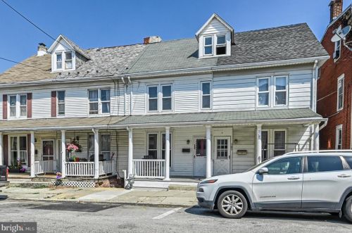 107 Gay St, Red Lion PA  17356-1114 exterior