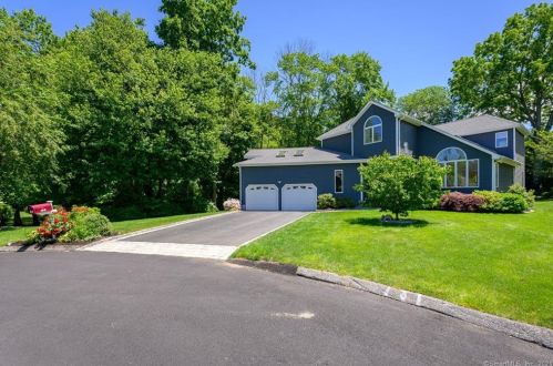 44 Talmadge Ln, Stamford, CT 06905-2000