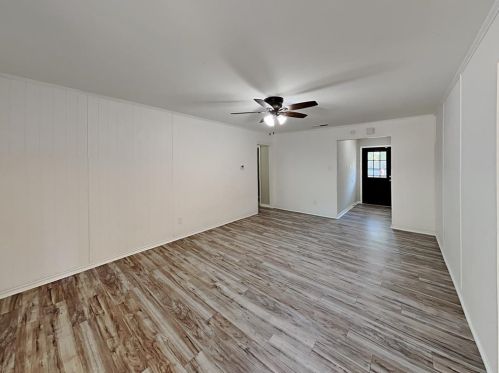104 Jill Ann Dr, Burleson TX  76028-5610 exterior