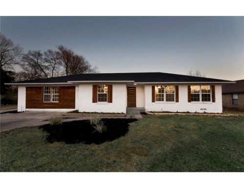 232 Oakwood Dr, Lancaster, TX 75146-2822
