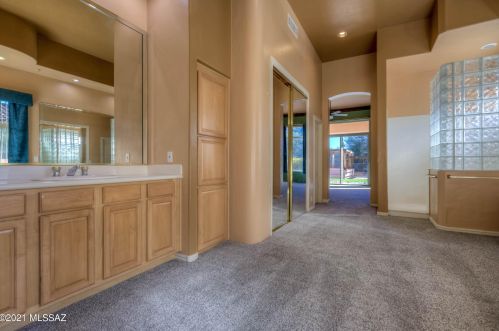 2570 Castle Rock Dr, Tucson AZ exterior