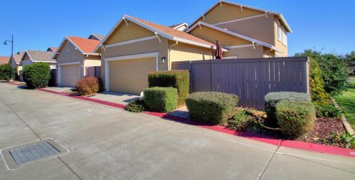 3228 Prospect Park Dr, Rancho Cordova CA 95670-6244 exterior