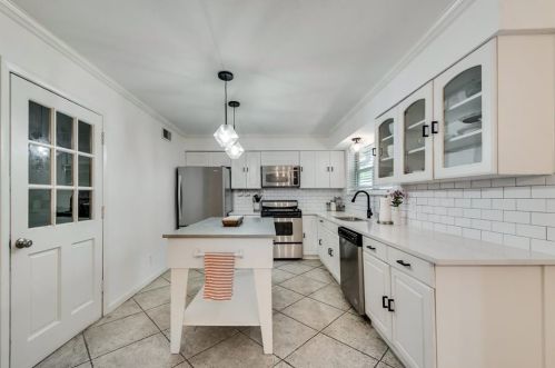 1316 Provincetown Ln, Richardson TX 75080-3303 exterior