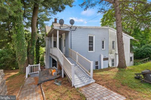 2115 Front St, Harrisburg, PA 17110-1026