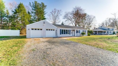 54 Woodbridge Rd, Glastonbury, CT 06033-2925