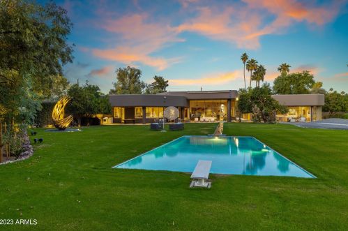 2111 Colter St, Phoenix AZ  85015-2821 exterior