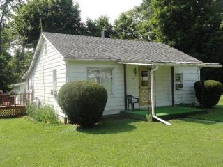 30 Shelby St, Seaman, OH 45679-9756