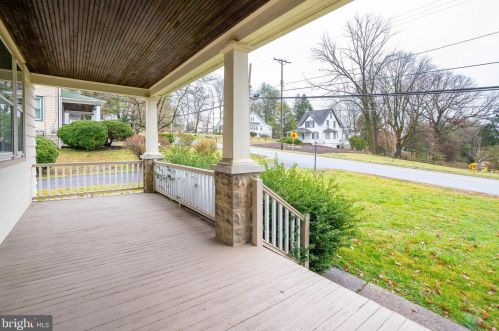 1121 Old Lancaster Pike, Hockessin DE  19707-9559 exterior