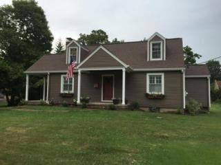 1034 Maycliffe Pl, Cincinnati, OH 45230-3672