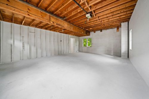 12 Ford St, Somersworth NH  03878-3218 exterior