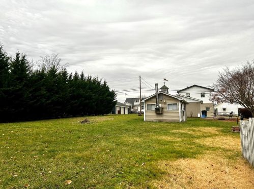412 Pless Way, Saltsburg PA  15681-8979 exterior