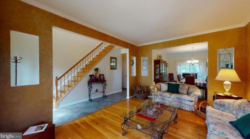 9101 Sainsbury Ct, Bristow VA  20136-1770 exterior