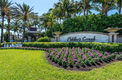 3828 Mahogany Bend Dr, Naples FL  34114-6425 exterior