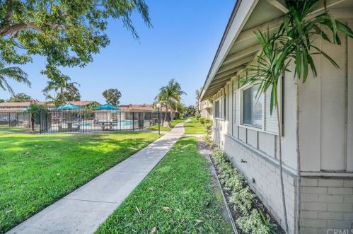 11971 Buckingham Cir, Garden Grove, CA 92840-4107