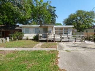 1412 Clay St, Kenner, LA 70062-6532