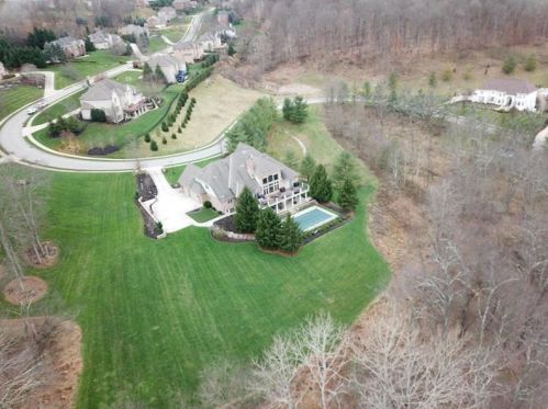 2194 Grandeur Dr, Gibsonia, PA 15044-7498