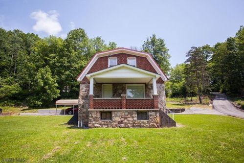 720 Oak St, Birmingham, PA 16686-2503