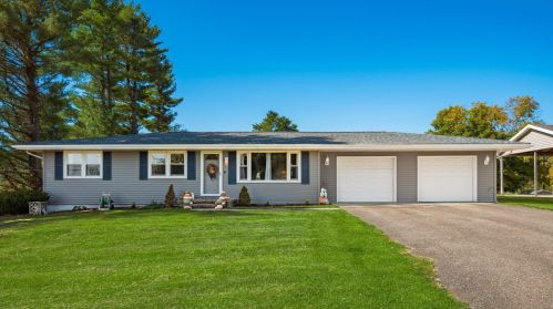 103 Downing Dr, Zanesville, OH 43701-4629