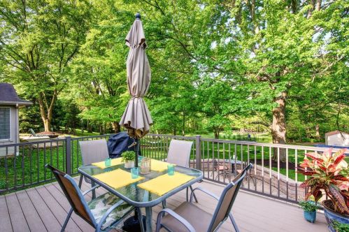 8481 Arborcrest Dr, Cincinnati OH 45236-1428 exterior