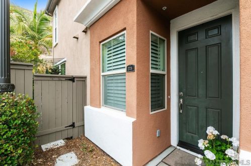 2776 Bellezza Dr, San Diego, CA 92108-6745