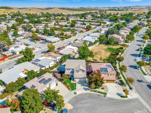 2304 Latigo Ct, Lake Nacimiento, CA 93446-4762