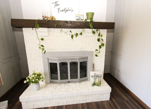 4946 Dean Rd, Milwaukee WI  53223-3124 exterior