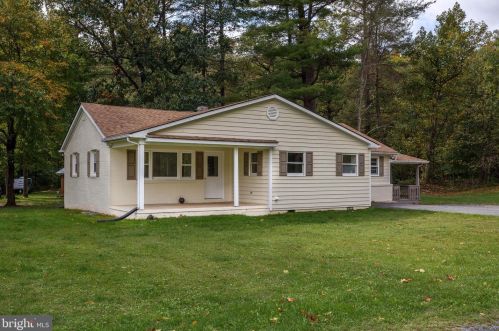 7873 Glen Cove Ln, Montezuma, VA 22821-3250