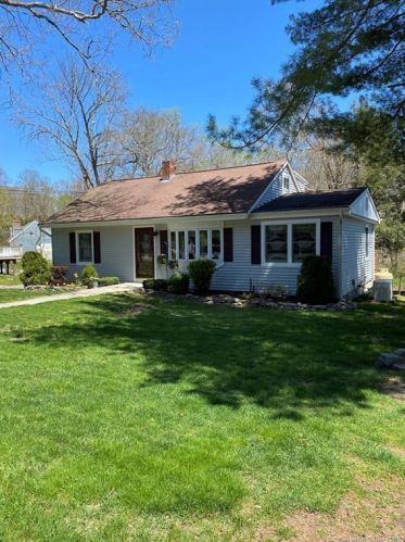 396 Colonel Ledyard Hwy, Gales Ferry, CT 06339-1945