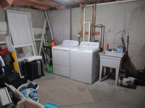 67 Standring St, Cumberland RI  02864-5221 exterior