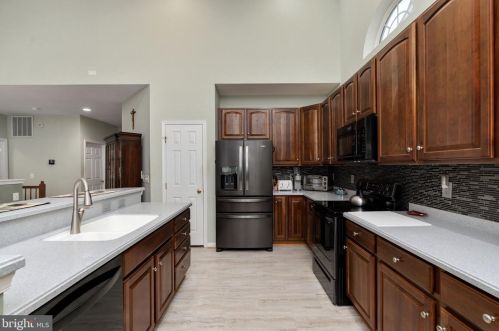 5920 Carnifex Ferry Rd, Fredericksburg, VA 22407-9371