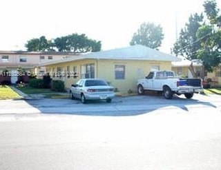 21 5th Ave, Dania Beach FL  33004-3282 exterior