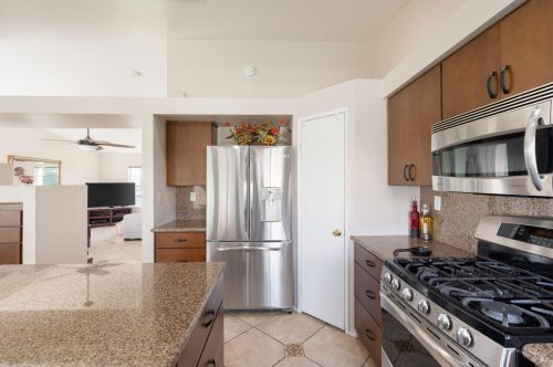 45160 Bridgette Way, La Quinta CA  92253-7200 exterior