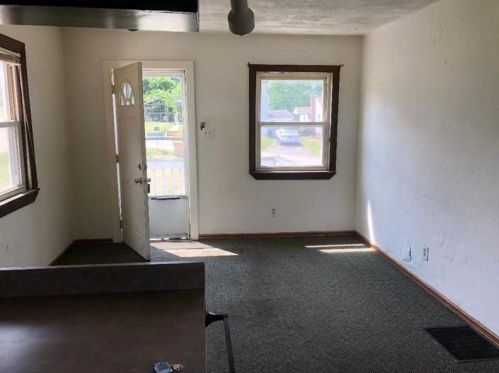 17 Virginia Dr, Mckeesport PA  15133-1005 exterior