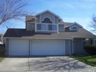 210 Foster Ln, Liberty Farms, CA 95620-2532
