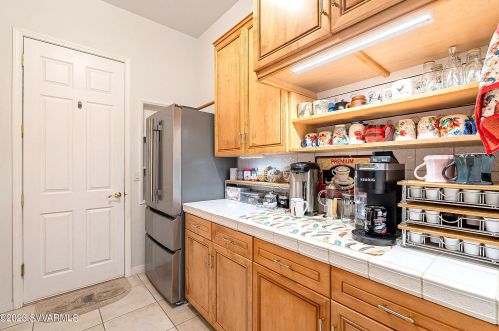 300 Michaels Ranch Dr, Sedona AZ 86336-9526 exterior