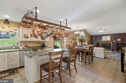 8472 Colfax Dr, Owens VA  22485-7162 exterior