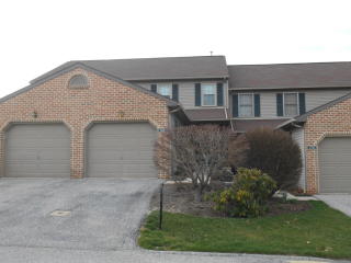 168 Oak Ridge Ln, Yoe, PA 17313-9303