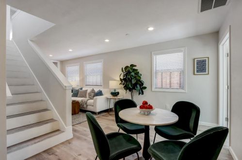 626 Manzanita St, Redwood City CA  94063-2947 exterior