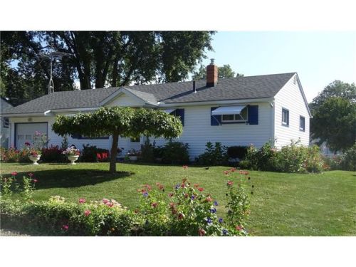312 Gnau Ave, Massillon, OH 44646-3972
