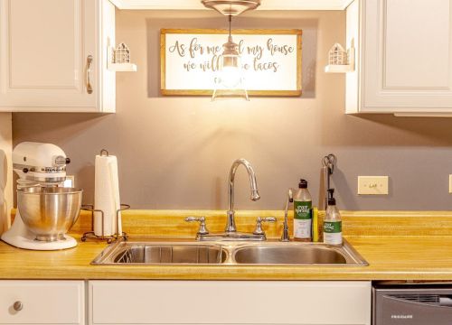 10641 Manor Dr, Dyer IN  46373-9119 exterior