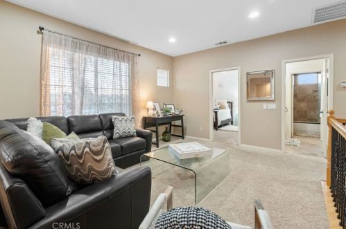 17732 7 Spg Way, Riverside CA 92504-9459 exterior