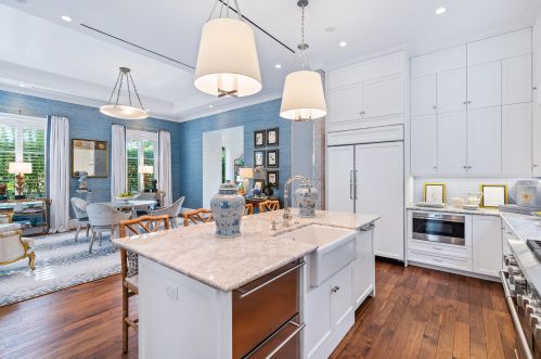 444 Chilean Ave, Palm Beach FL  33480-4529 exterior