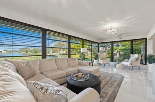 109 Chamonix Ct, Naples, FL 34112-7160