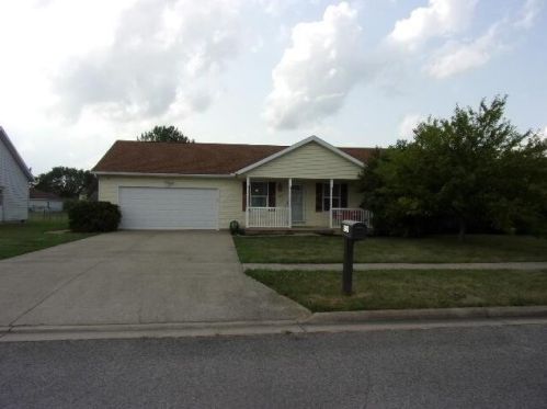 620 Riverbirch Rd, Washington Ch, OH 43160-1281